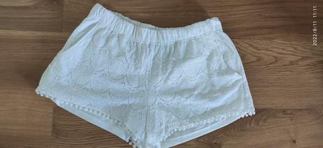 Čipkované kraťasy, pepco,40