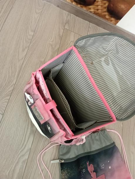 Školská taška + vrecúško, 