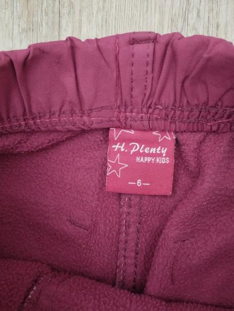 Nepremokavé nohavice, 116