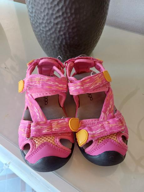 Sportové sandálky, 29