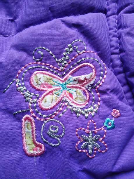 Vetrovka bez rukávov, 122