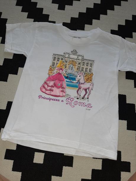 Veľmi pekné princeznovské tričká z ríma 4-8r., 122