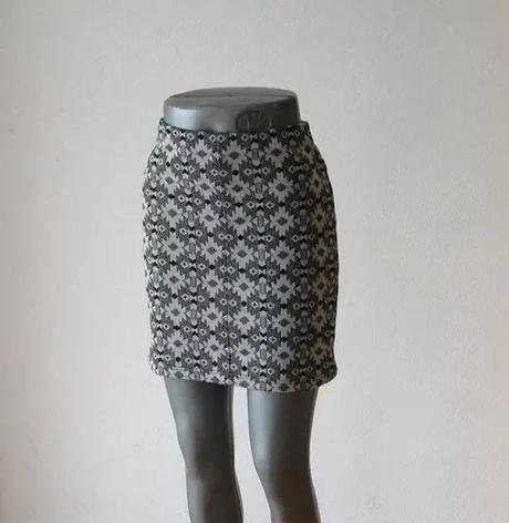 Štýlová puzdrová sukňa s geometrickým vzorom, new look,s