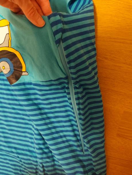 Spací vak s nohami, 