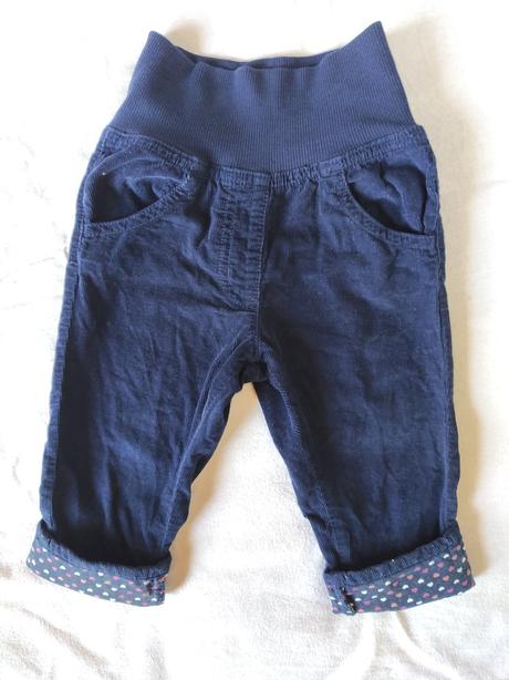 Tmavomodre mencestraky, lupilu,74