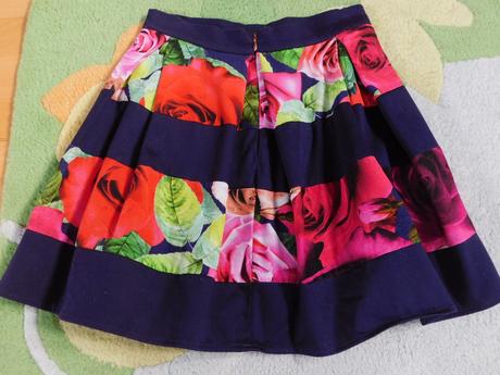 Sukňa baker by ted baker, 140