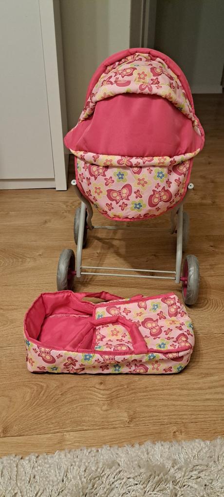 Kočár pre bábiky, 