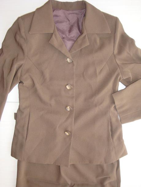 3dielny komlet - sako, sukňa, nohavice, 38