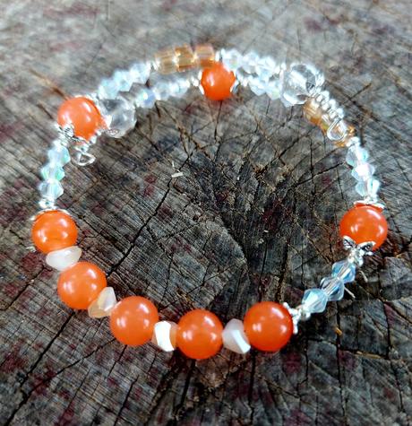 Jednoradový náramok z oranžového jaspisu, 