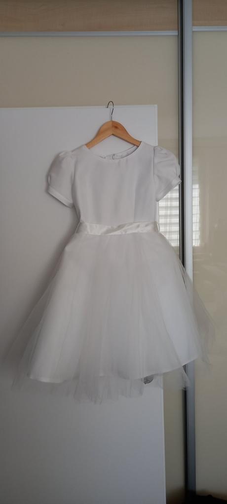Krásne šaty na 1. sv. prijímanie, 128 / 134
