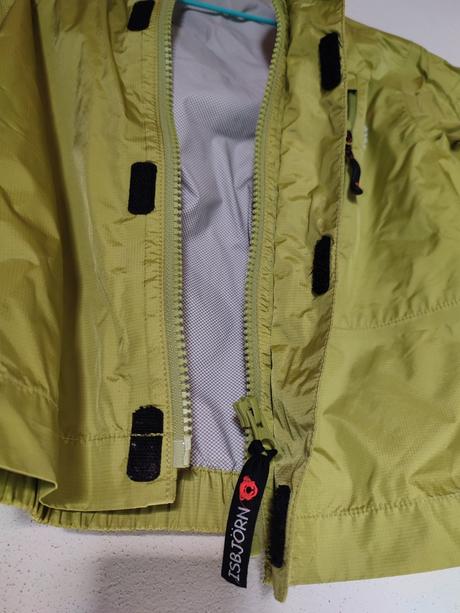 Ľahká bunda do dažďa isbjorn, 92