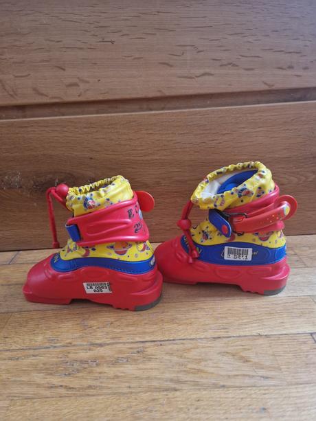 Lyziarky, salomon,25