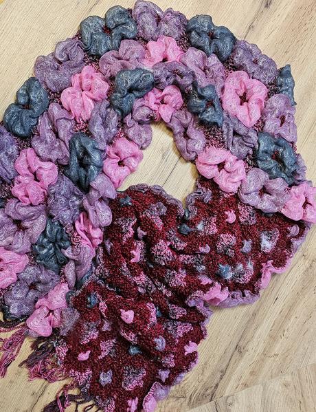 Šál hrejivý extravagantný,