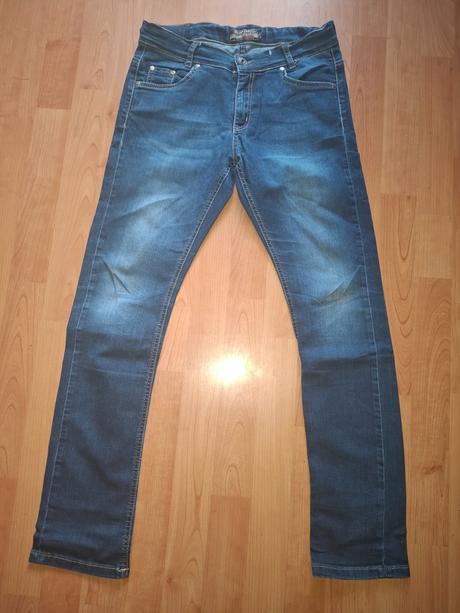 Chlapčenske rifle, 158