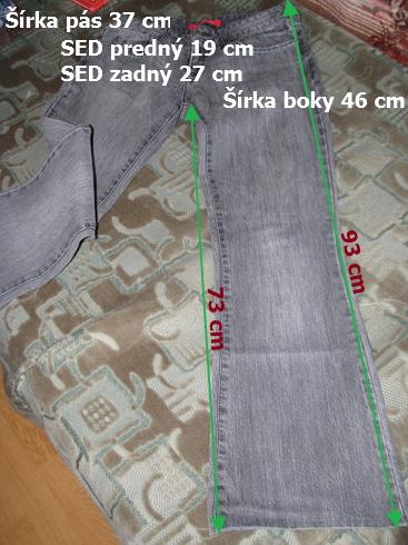 Šedo čierne bedrové rifle. gate, 38