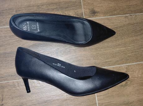 Lodicky, marks & spencer,40