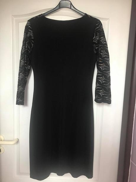 Elegantné šaty, 42