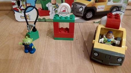 Lego duplo toy story 5658 dodávka pizza planet, 