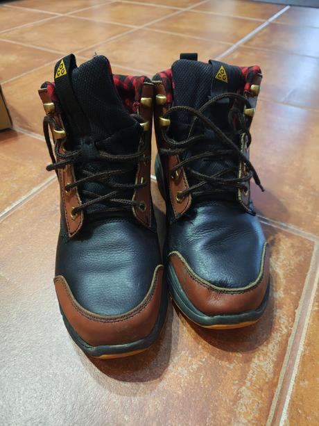 Turisticke topanky, nike,38