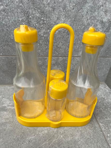 Súprava na olej, ocot, soľ a korenie, 