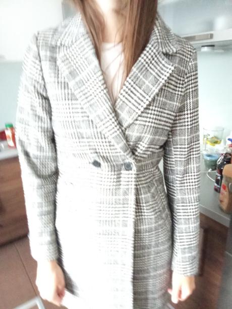 Elegantný kabátik, s