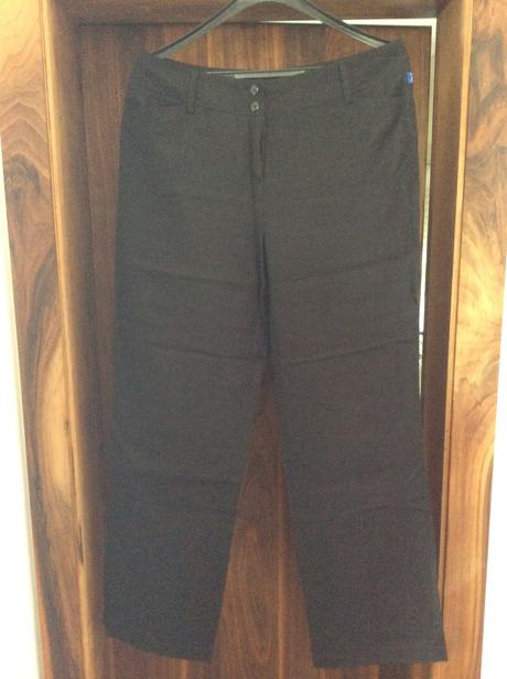 Elegantne lanove nohavice, 42