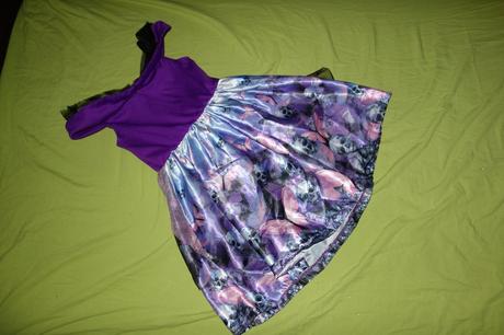 Saty na halloween od f&f, 