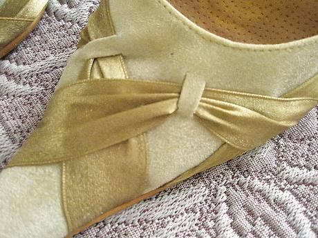 Celokožené sandále so stuhou veľ. 39.5, 40