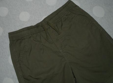 Šortky na 11 až 12 rokov, primark,152