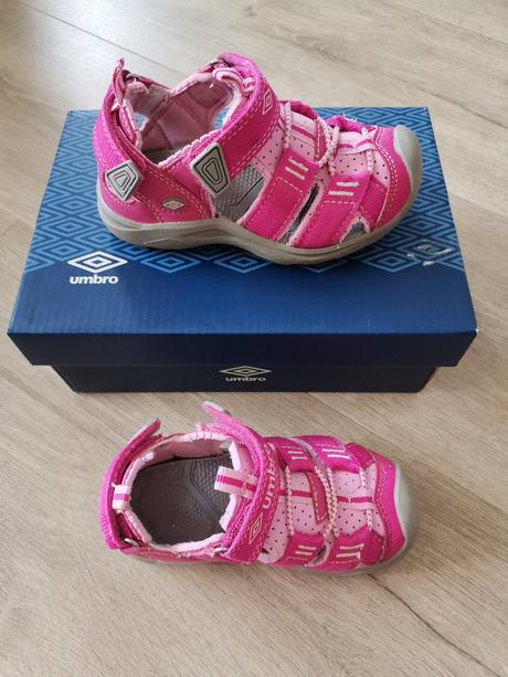 Botaskové sandálky, umbro,25