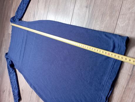 Modré elastické šaty s čipkou, s