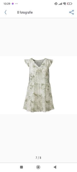 S čím skombinovať nevýrazné šaty pre blondínky?