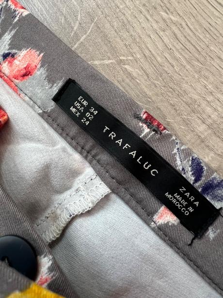 Kvetované nohavice zara, zara,xs