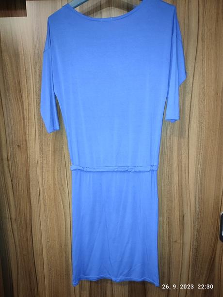 Dámske oblečenie č.38, 38