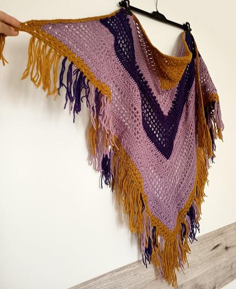 Veľká trojuholník šatka, stradivarius