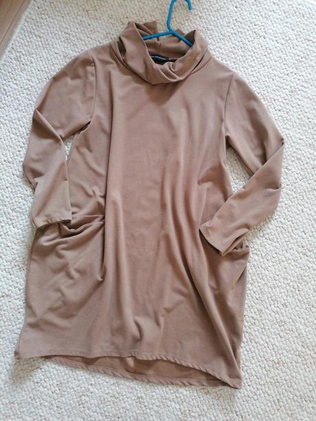 Oversize nude tunika/saty,