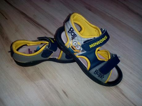 Sandále mimoni, deichmann,25