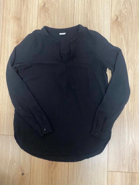 Elegantná čierna blúzka, 34