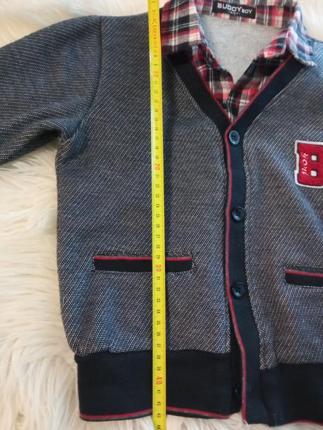 Mikina s golierom, 110