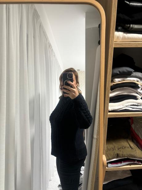 Tmavomodrý sveter oysho, s