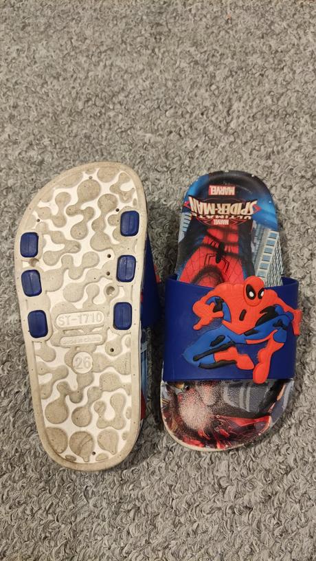 Papučky/ šľapky spiderman, 26