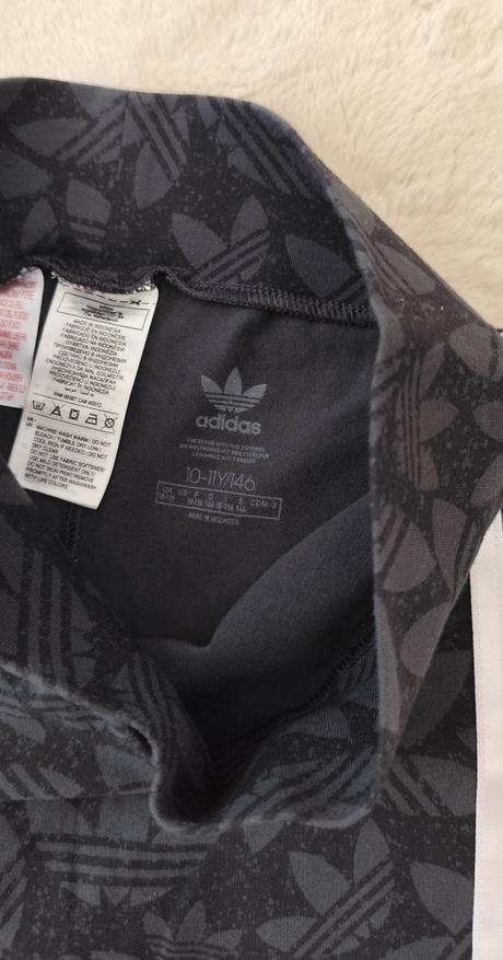 Legíny, adidas,146