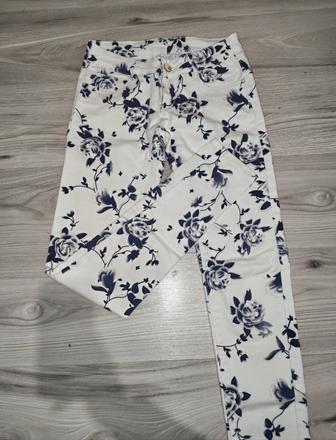 Dámske biele rifle / džínsy s nízkym pásom veľ. m, m