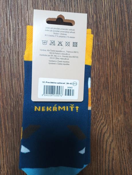 Albi ponozky pravidelne zalievať/nekrmit,