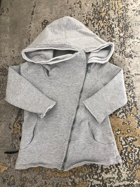 Mikinka mouse in a house, 92