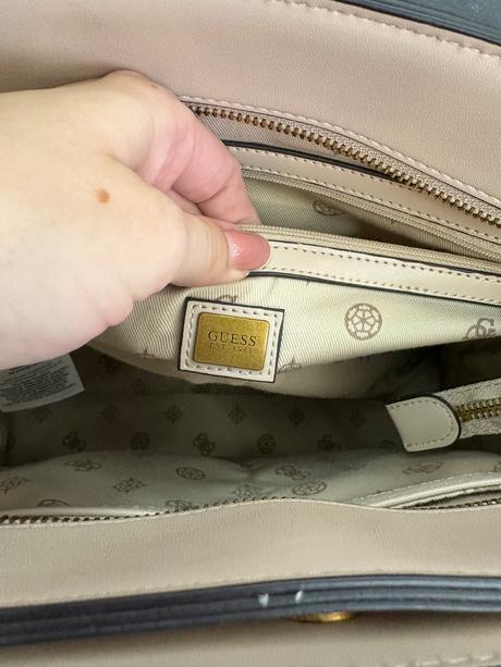 Kabelka guess bežová, guess