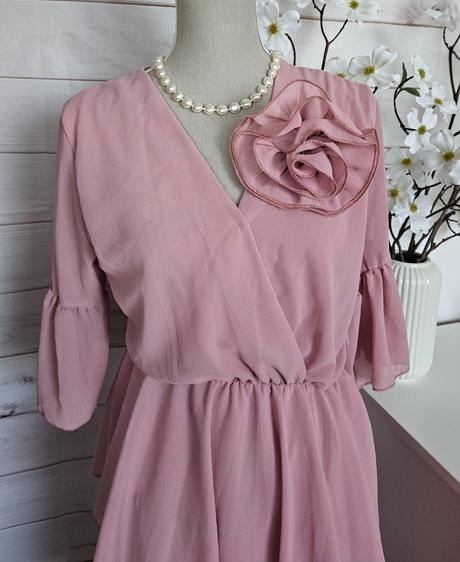 Krásne ružové šaty, m