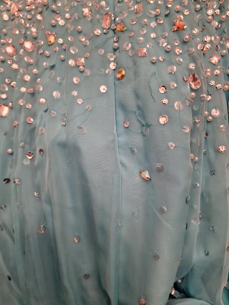 Spolocenske saty, xs