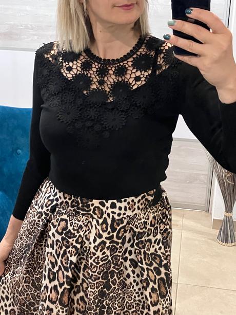 Dámske vrúbkované tričko s čipkou, m / s