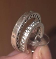 Náušnice pandora, pandora